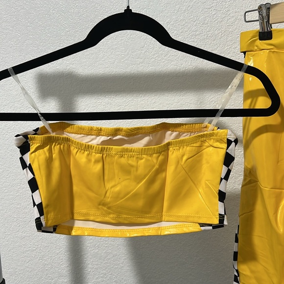 Matching set - Picture 8 of 8